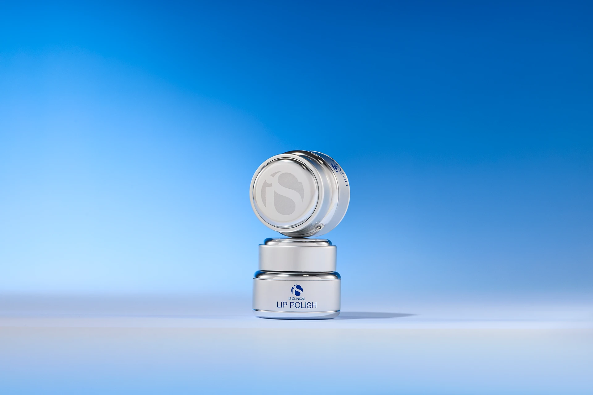 Відлущування та живлення з Lip Polish